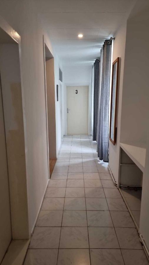 Premier Triple Mz * Viena